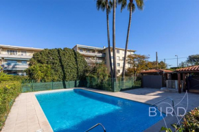 Spacious apartment Pool and Parking